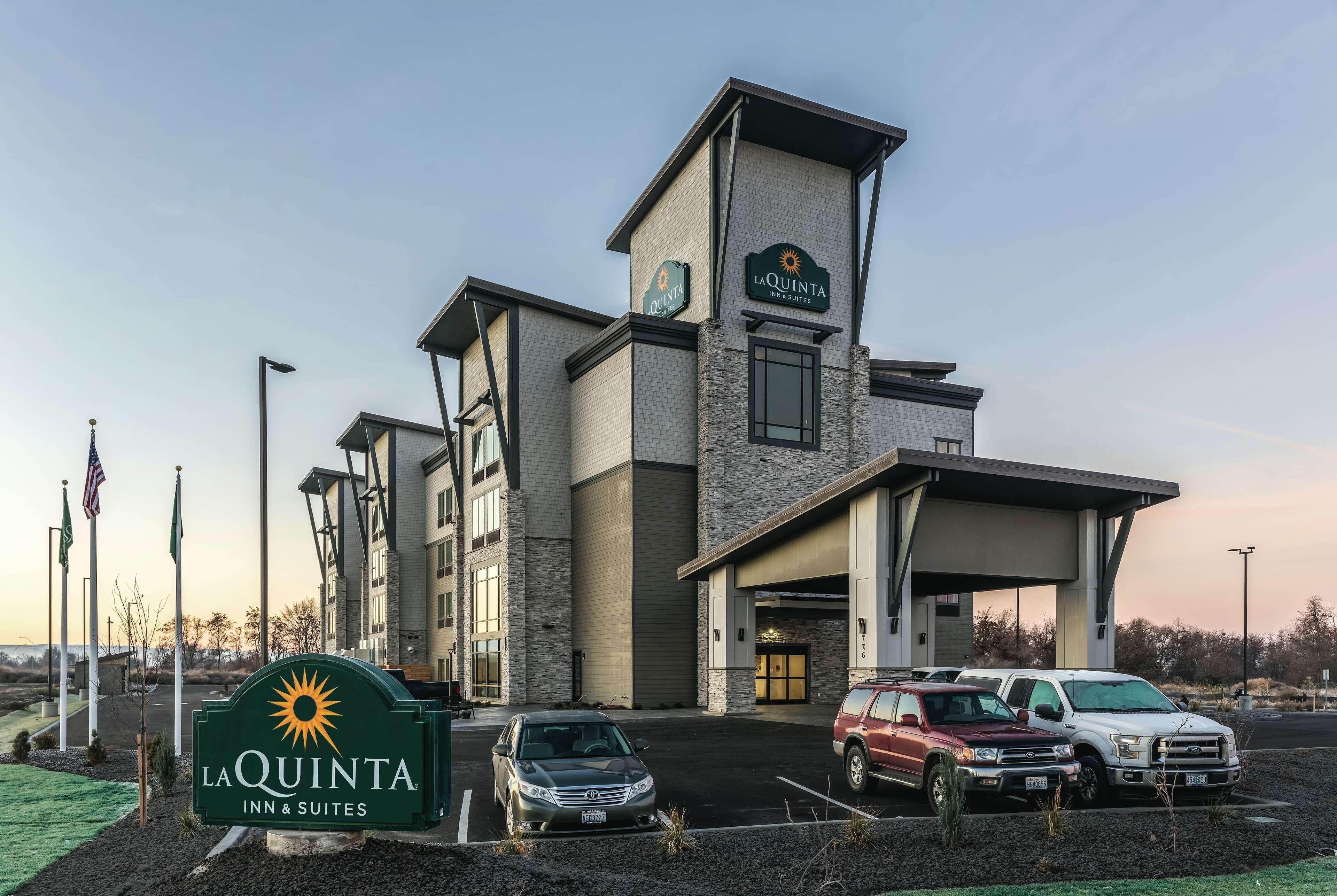 La Quinta Inn & Suites By Wyndham Walla Walla Exterior photo